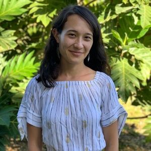 Meet your Posher, Leslie